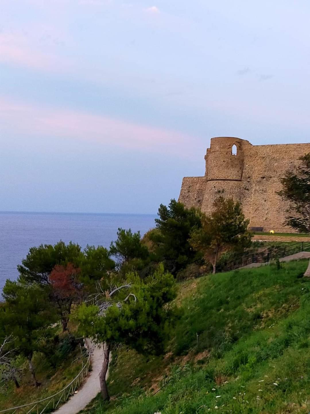 Apartamento La Finestra D'Abruzzo Ortona Exterior foto